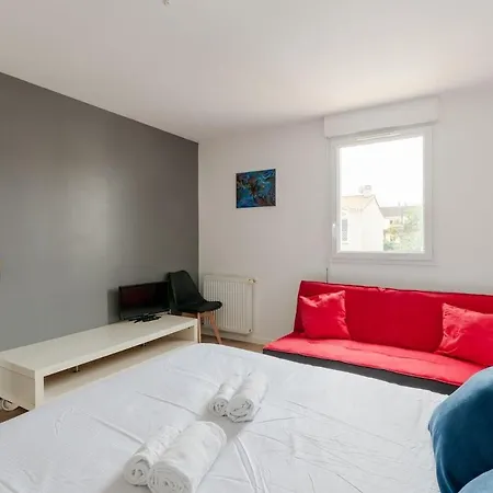 Maison 8 Pers A 15min A Pied De La Avec Jardin Порник